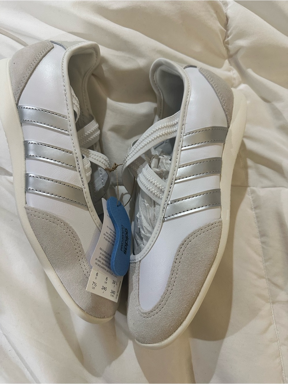 NWT Adidas Barreda Mary Jane Sneakers